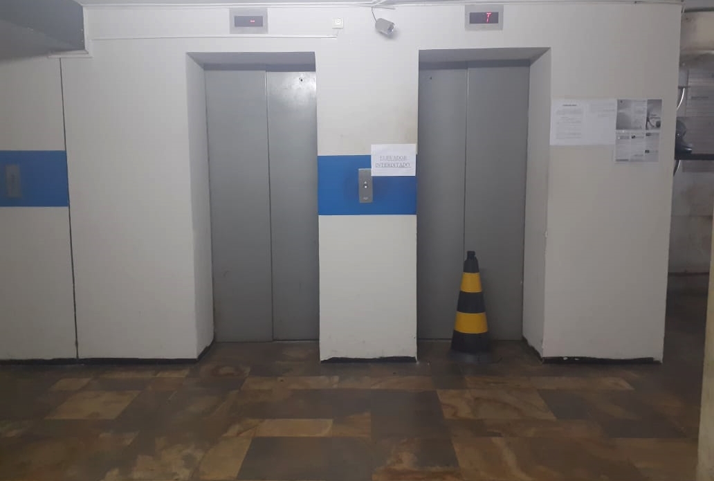 Elevadores não funcionam