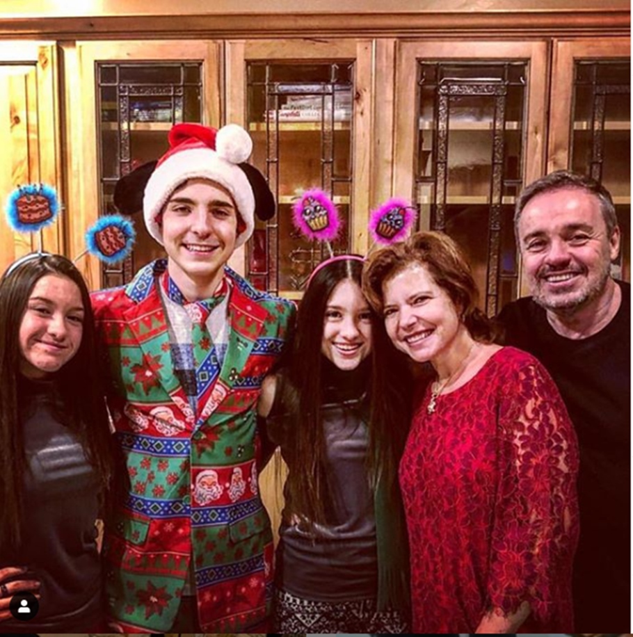 Família de Gugu Liberato