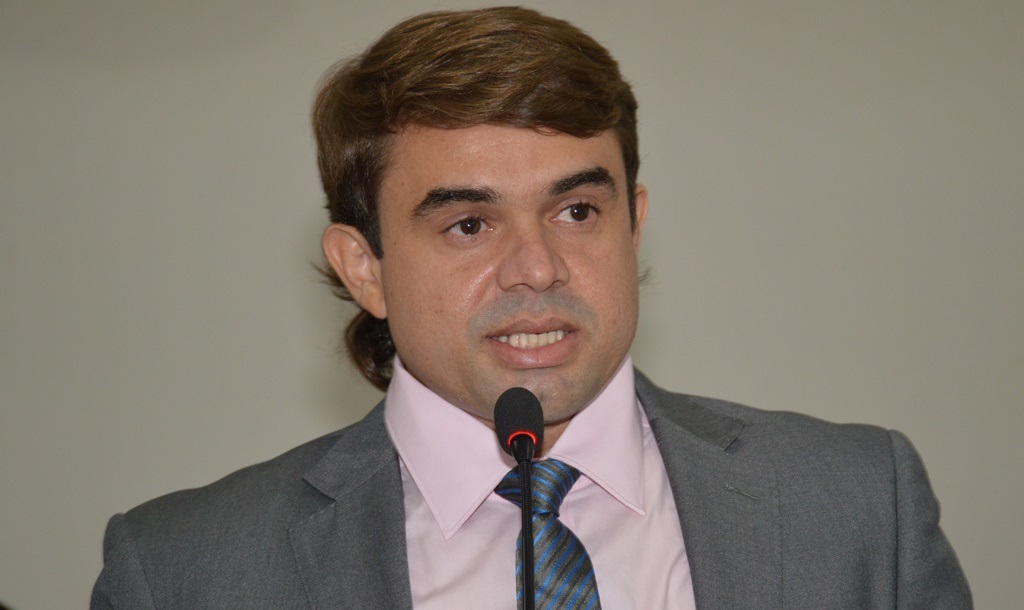 Advogado Herval Ribeiro agradece a homenagem