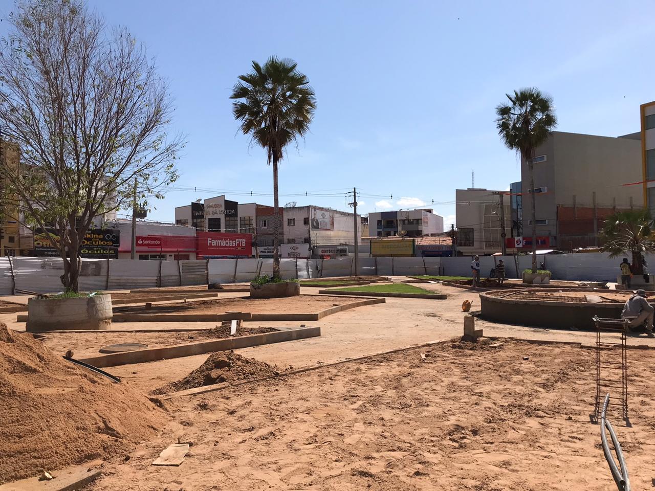 Prefeitura de Picos já revitalizou mais de 20 praças em um ano