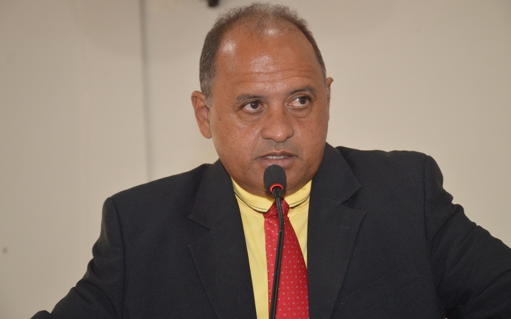 Vereador Maté cobra solução para o impasse