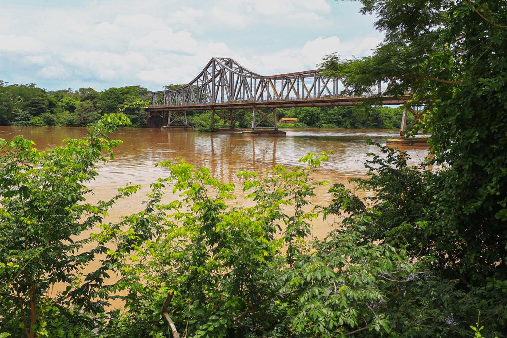 Nivel da água na Ponte Metálica