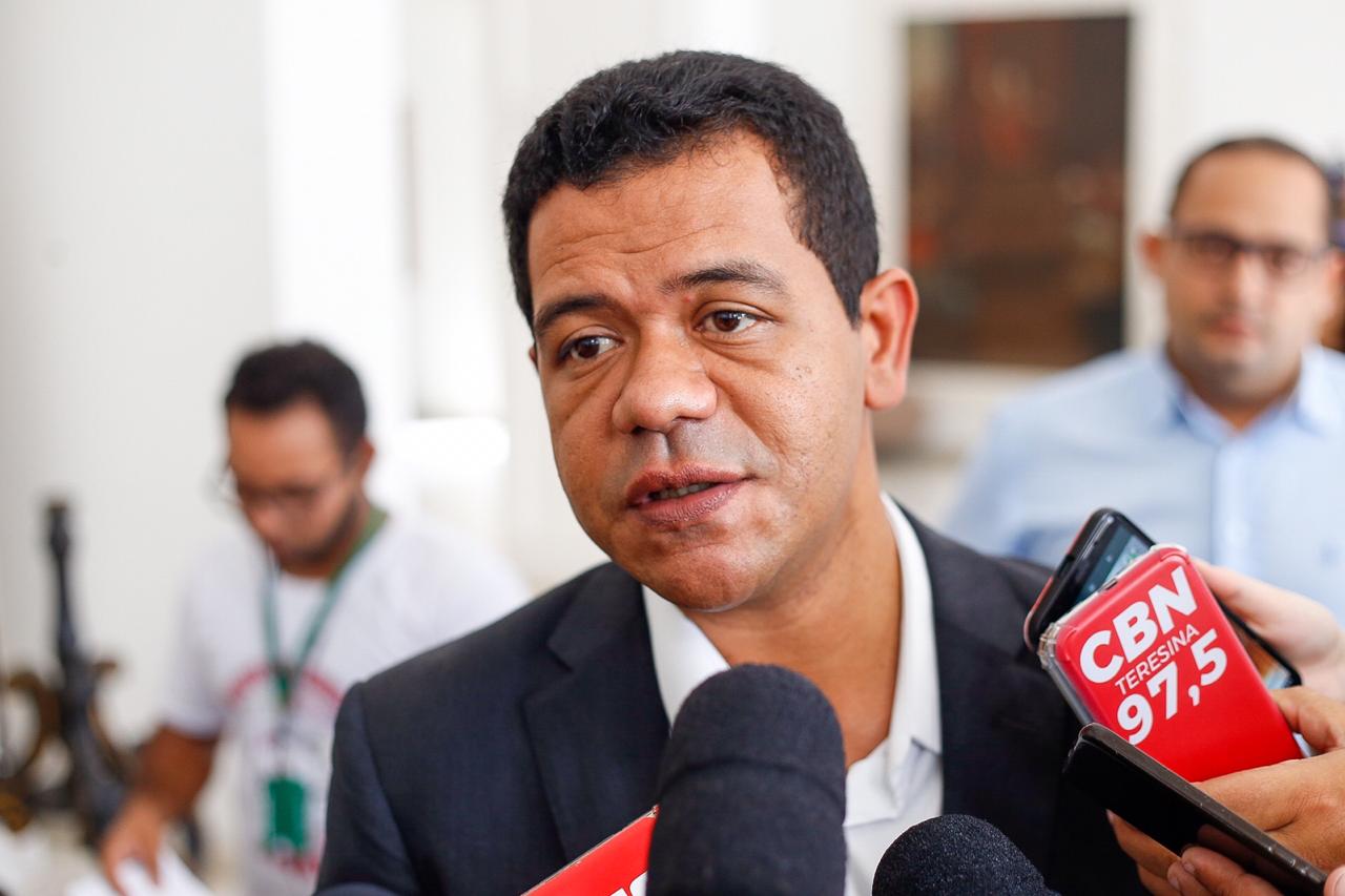 Prefeito Luciano Leitoa