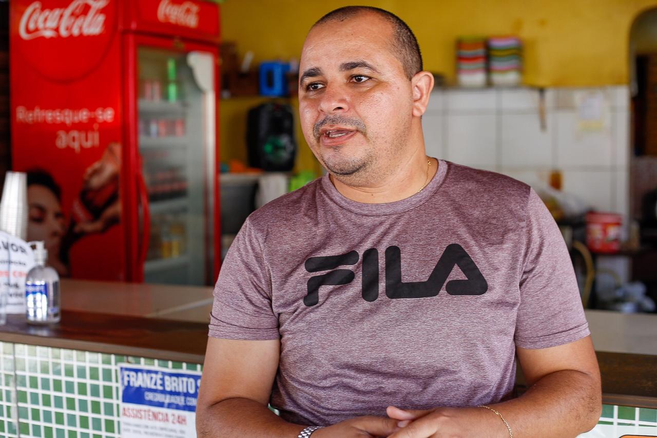 Dono do estabelecimento comercial