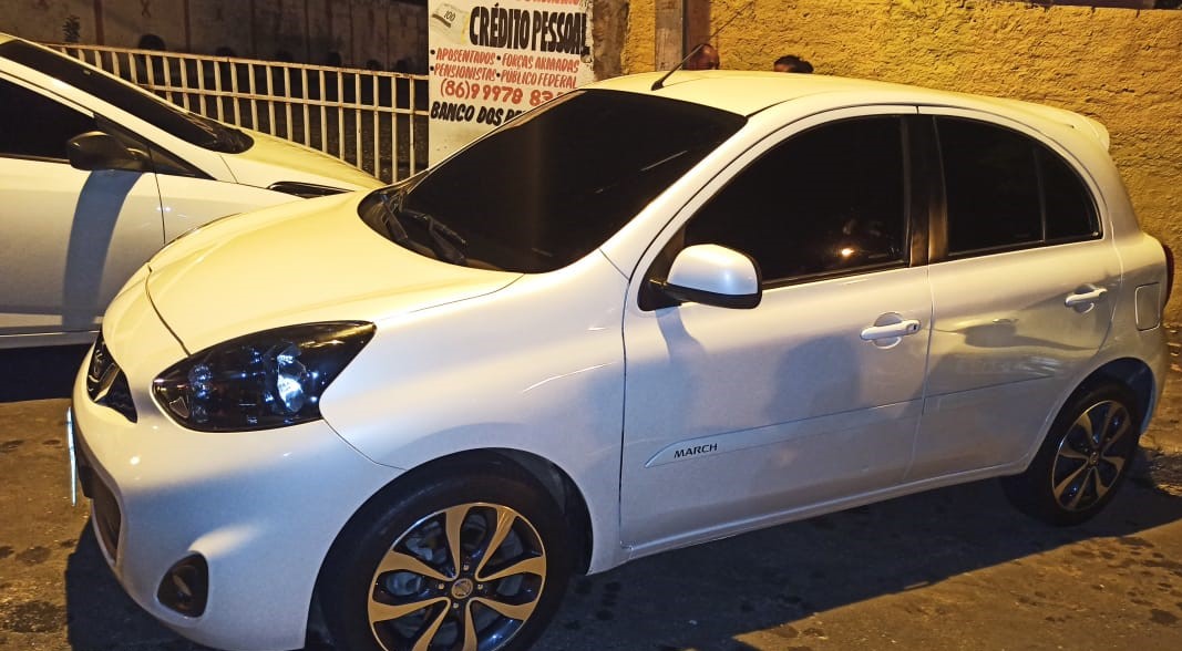 Carro que seria clonado pelo grupo