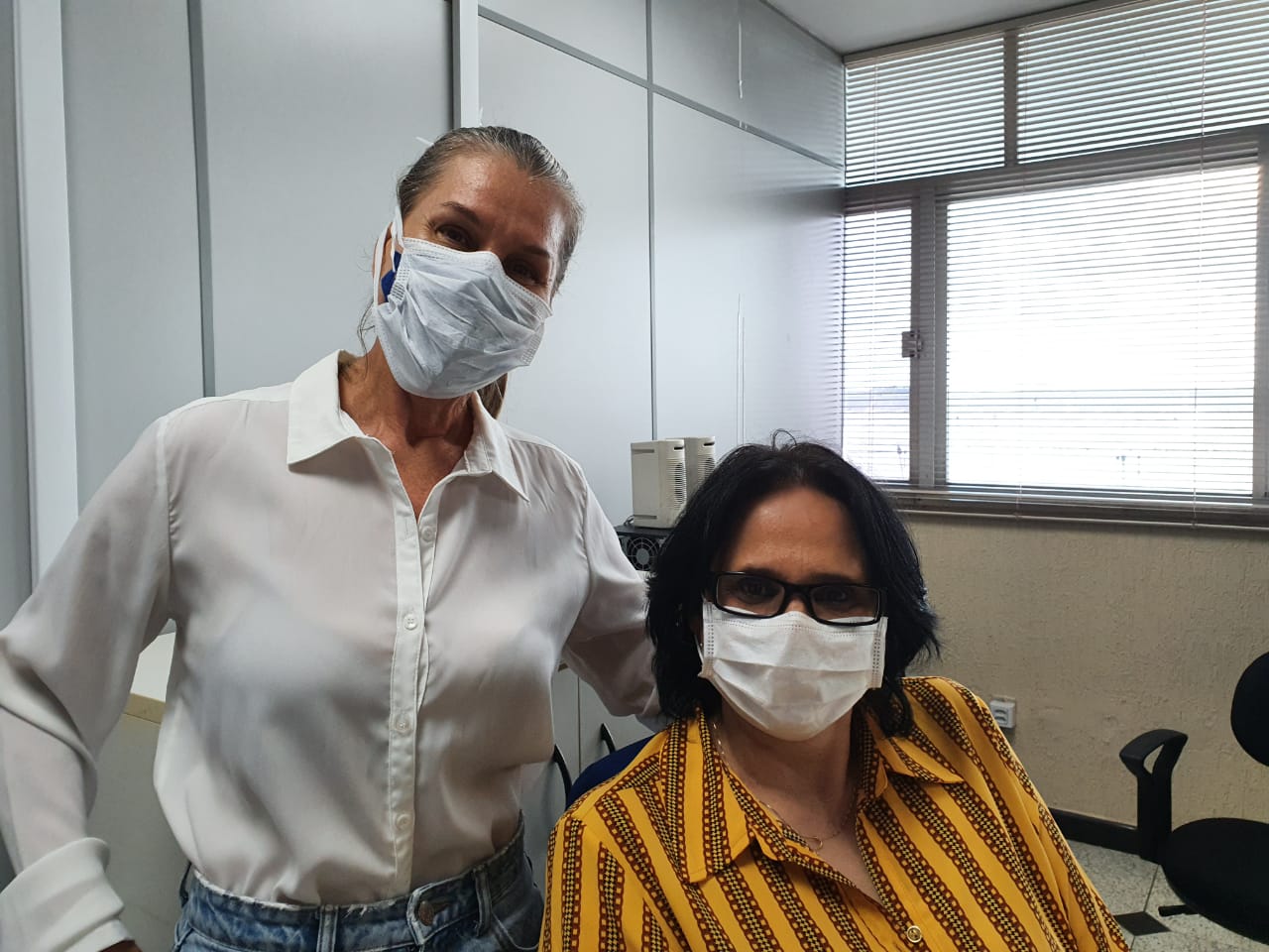 Médica Ana Tecla e Ministra Damares Alves