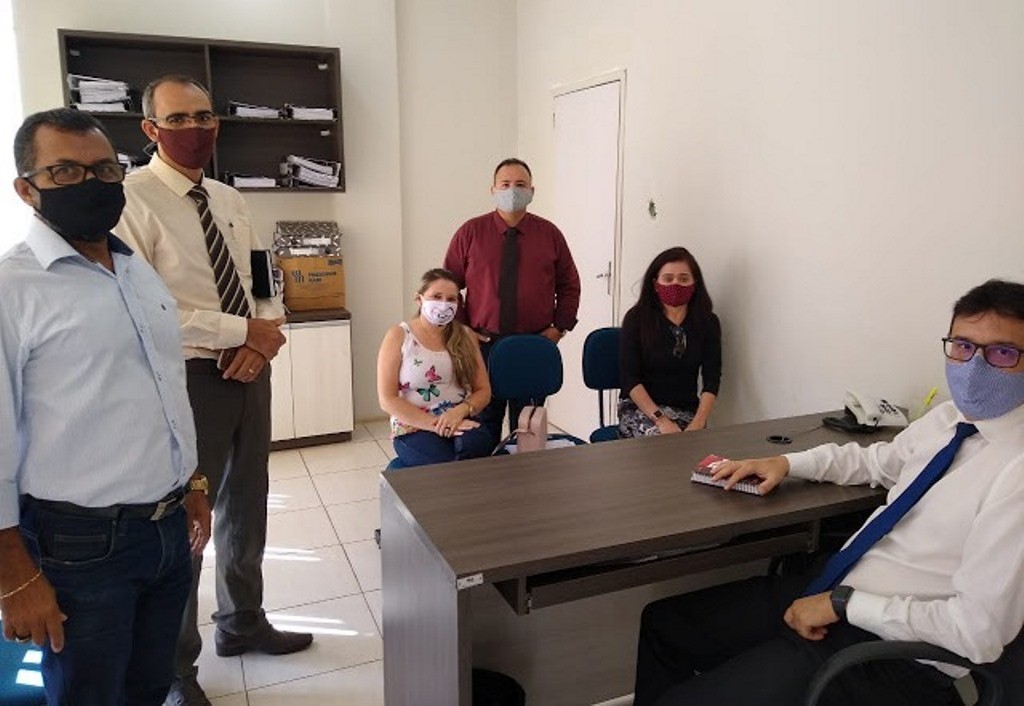 Comissão do Sindserm com  Procurador do Município