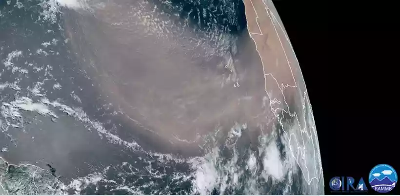 Nuvem de poeira vista pelo satélite
