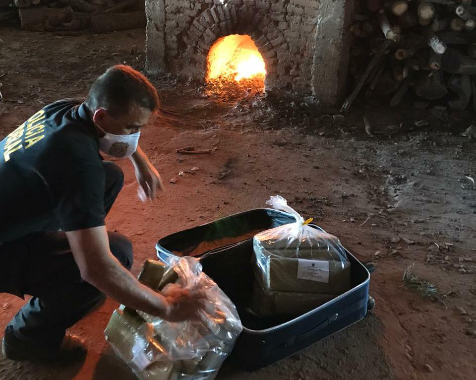 Droga incinerada pela Polícia Federal