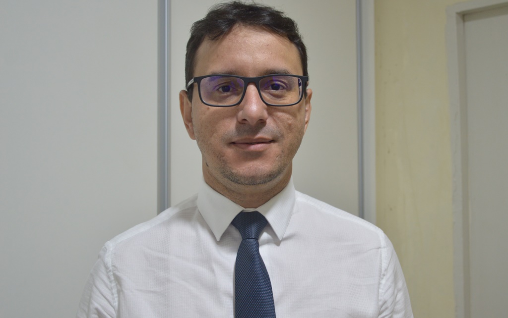 Procurador diz que gestão vai analisar a decisão judicial
