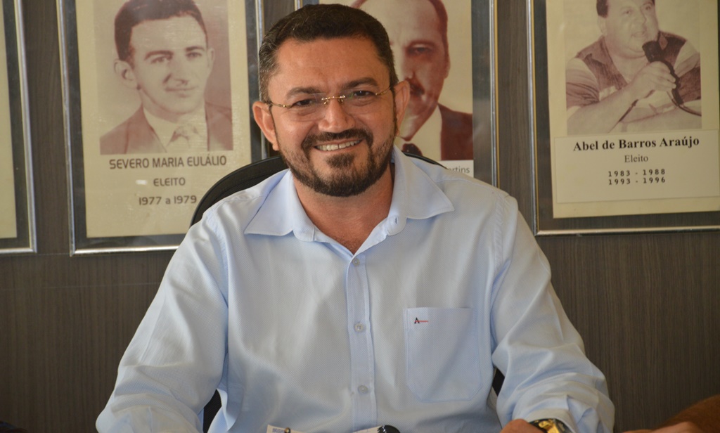 Projeto  de lei é de autoria do prefeito Padre Walmir