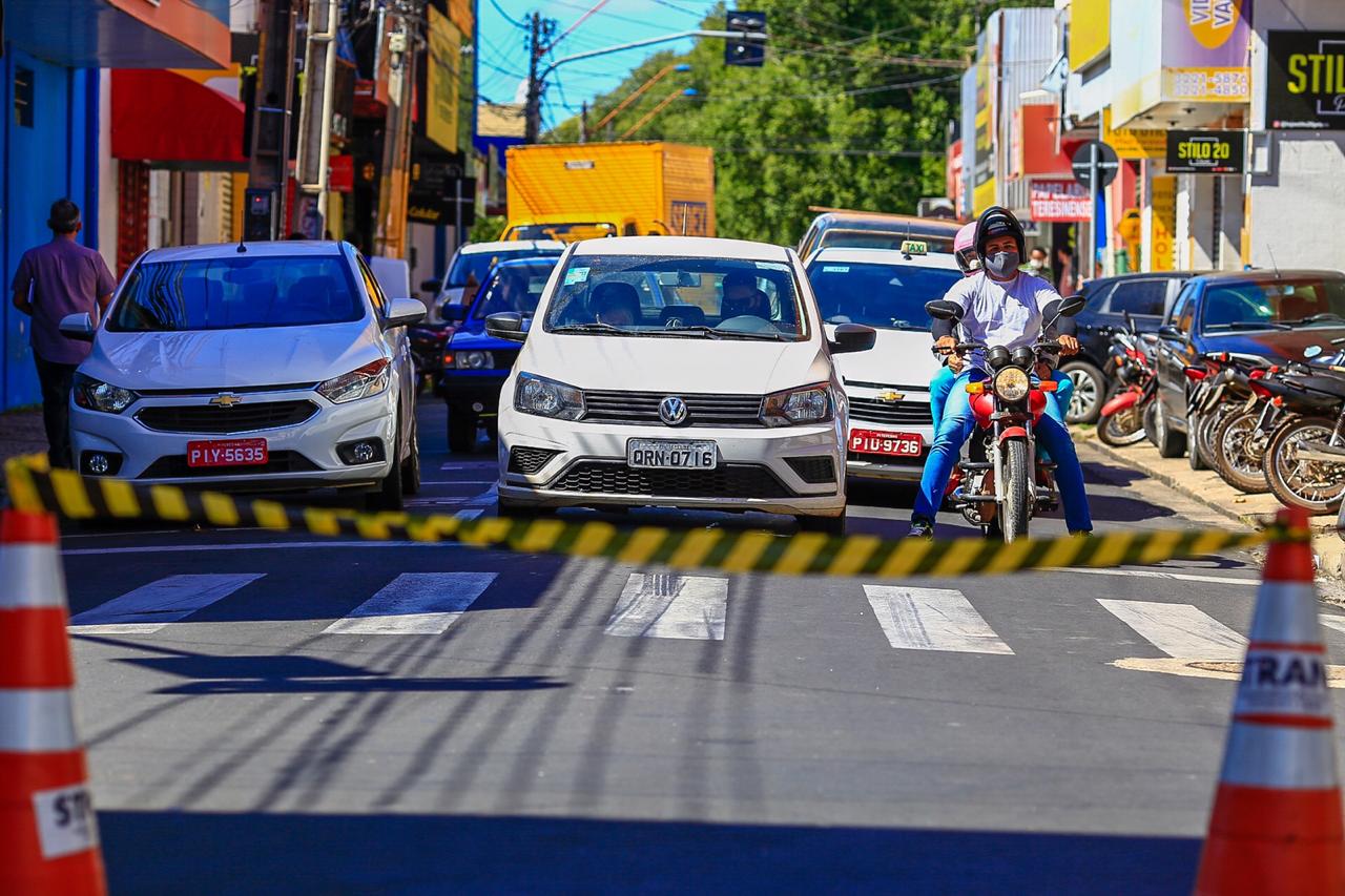Strans bloqueia principais Ruas do Centro de Teresina 