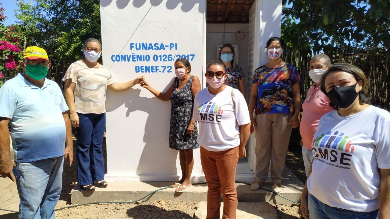 Prefeitura de Esperantina entrega 16 unidades de módulos sanitários