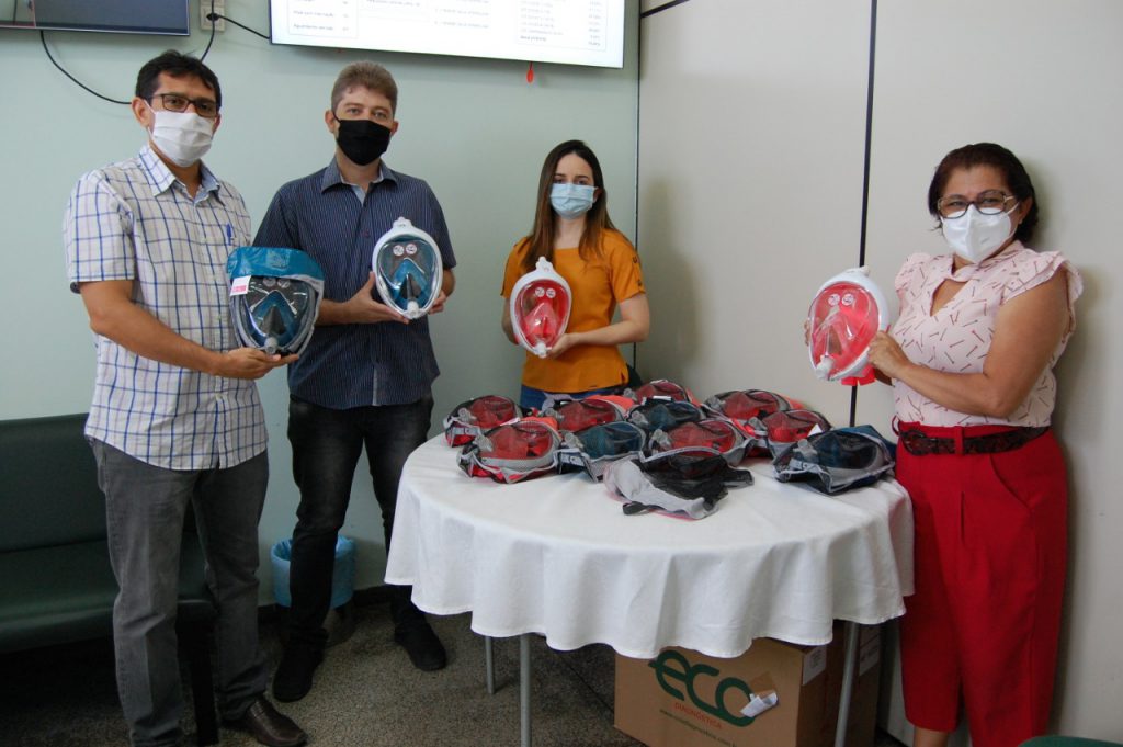 Máscaras de mergulho adaptadas para tratamento