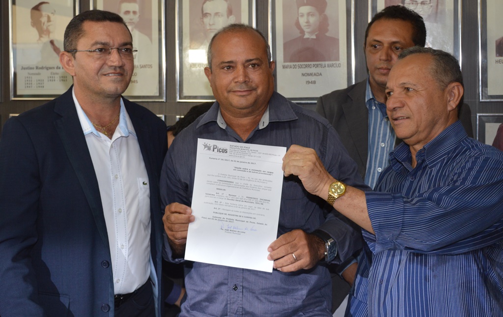 Padre Walmir recua sobre exoneração de Zacarias Teixeira