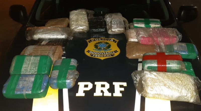 Droga avaliada em mais de R$ 600 mil foi apreendida na BR 343
