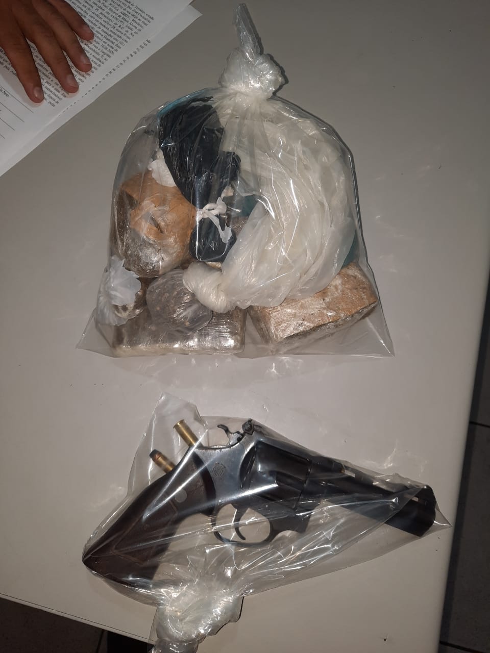 Material apreendido pela Polícia Militar