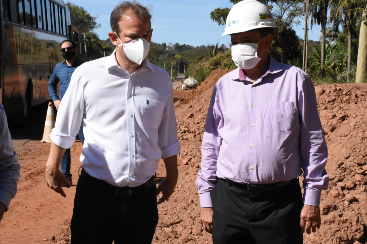 Governador visitou obra de duplicação da PI-112