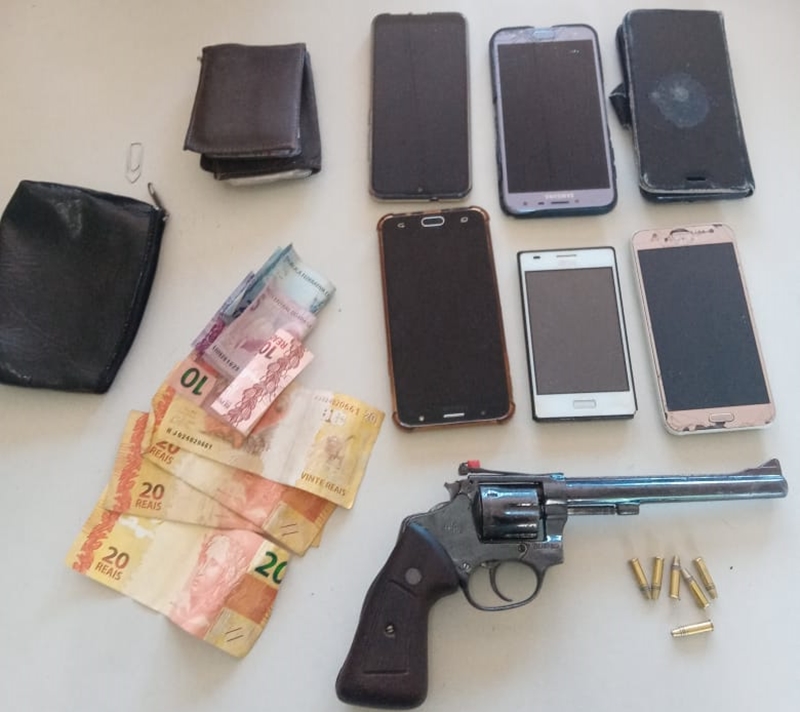 Objetos encontrados com a dupla
