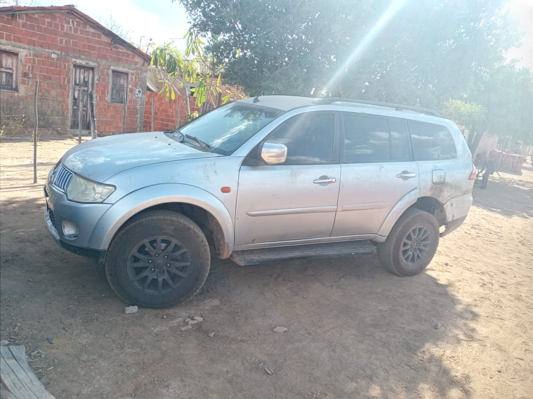Pajero furtada em Tocantins foi deixada em Curimatá