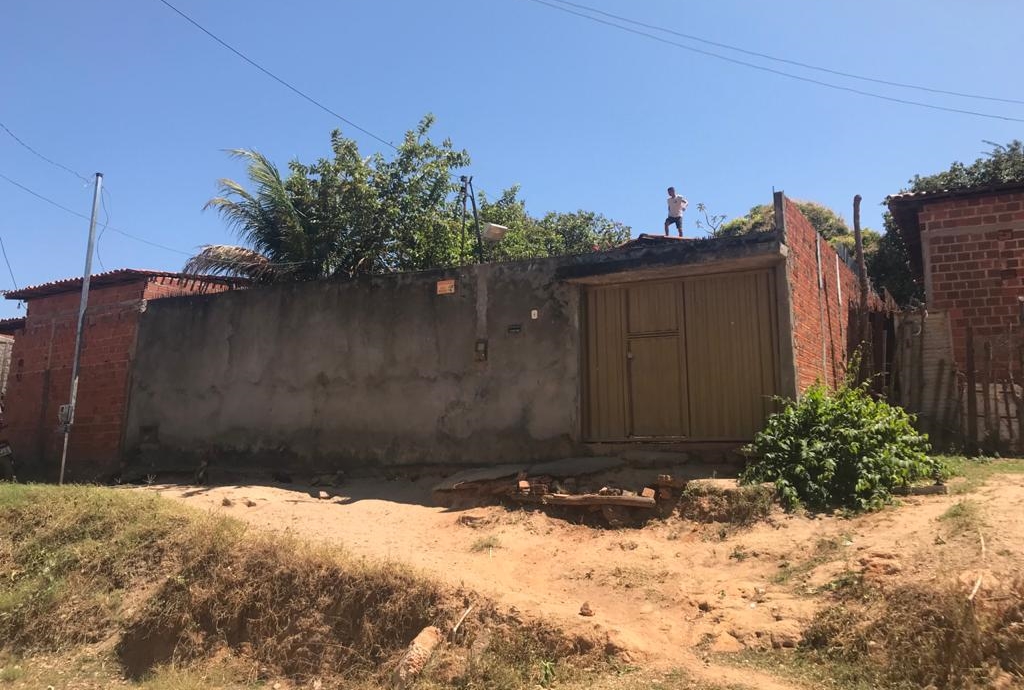 Casa onde a criança foi mordida