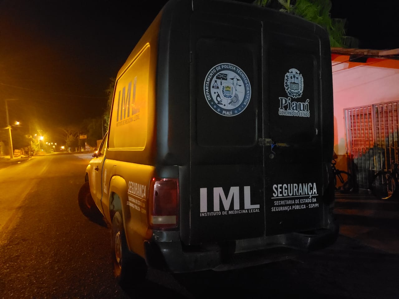 IML removeu o corpo da vítima