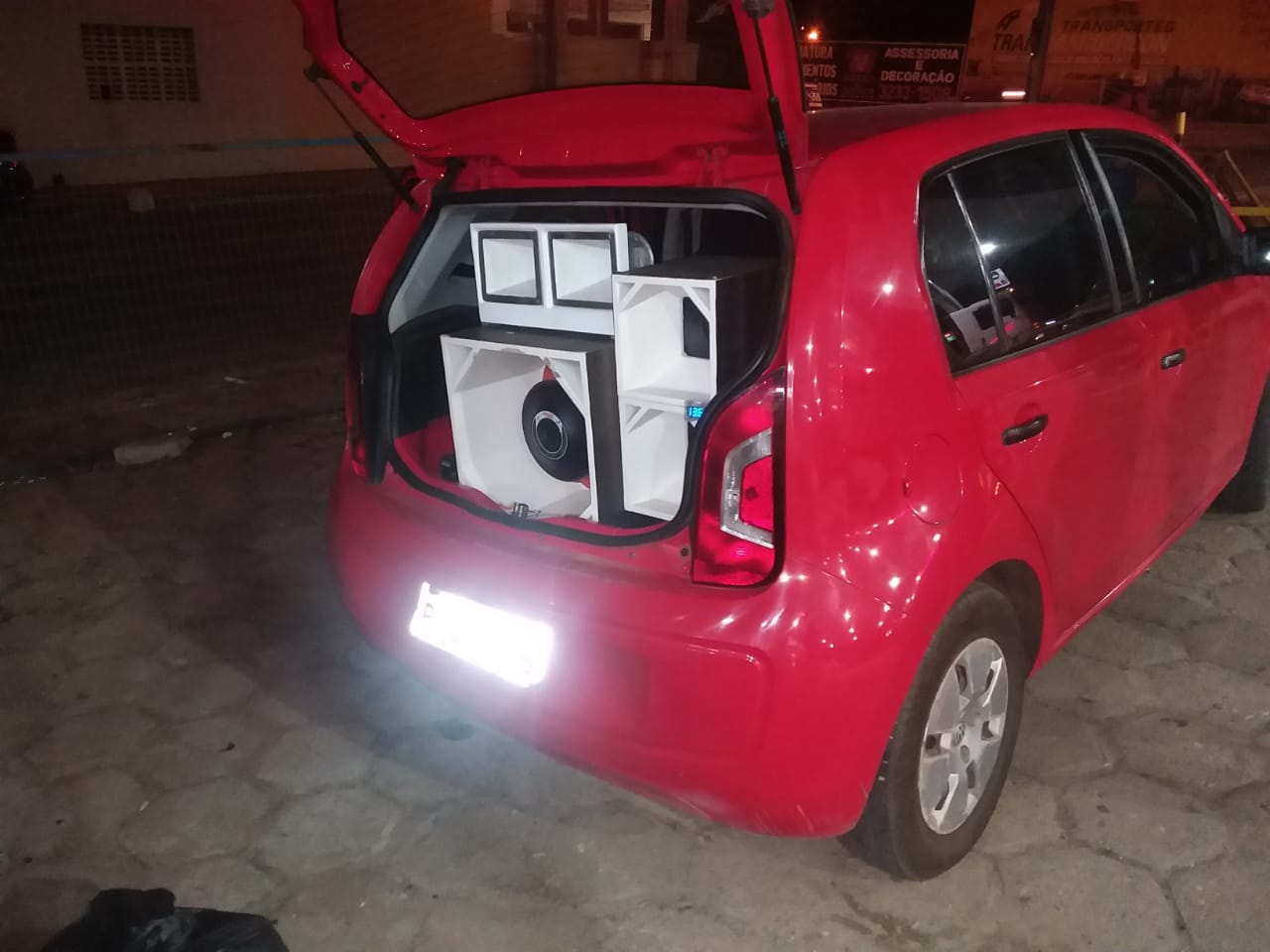 Veículo abordado pela Polícia Militar