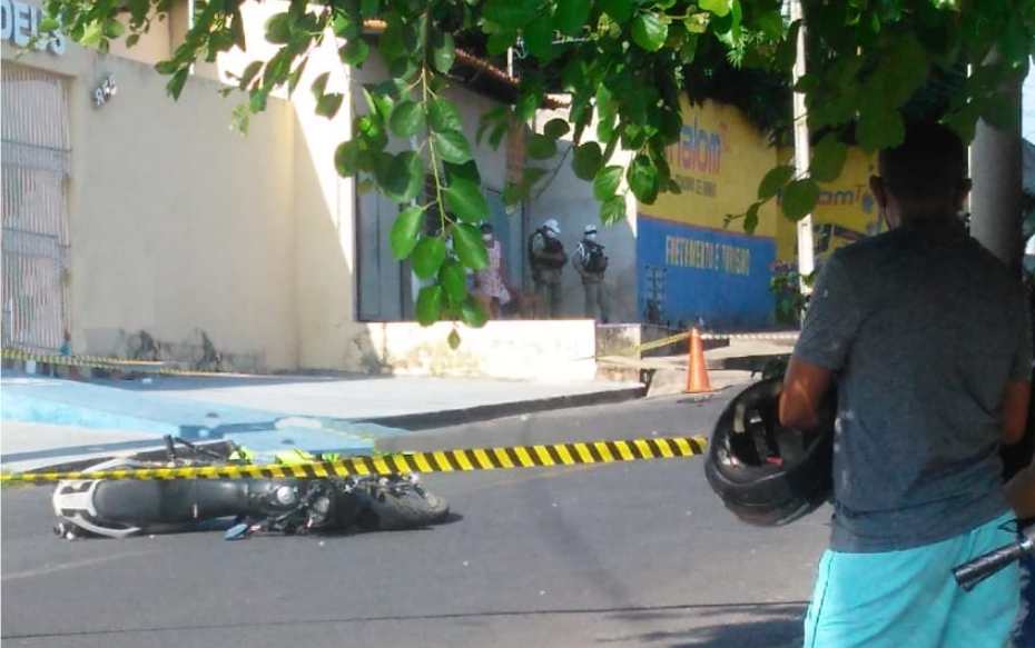Acidente deixou uma pessoa morta na Rua Jacob Martins