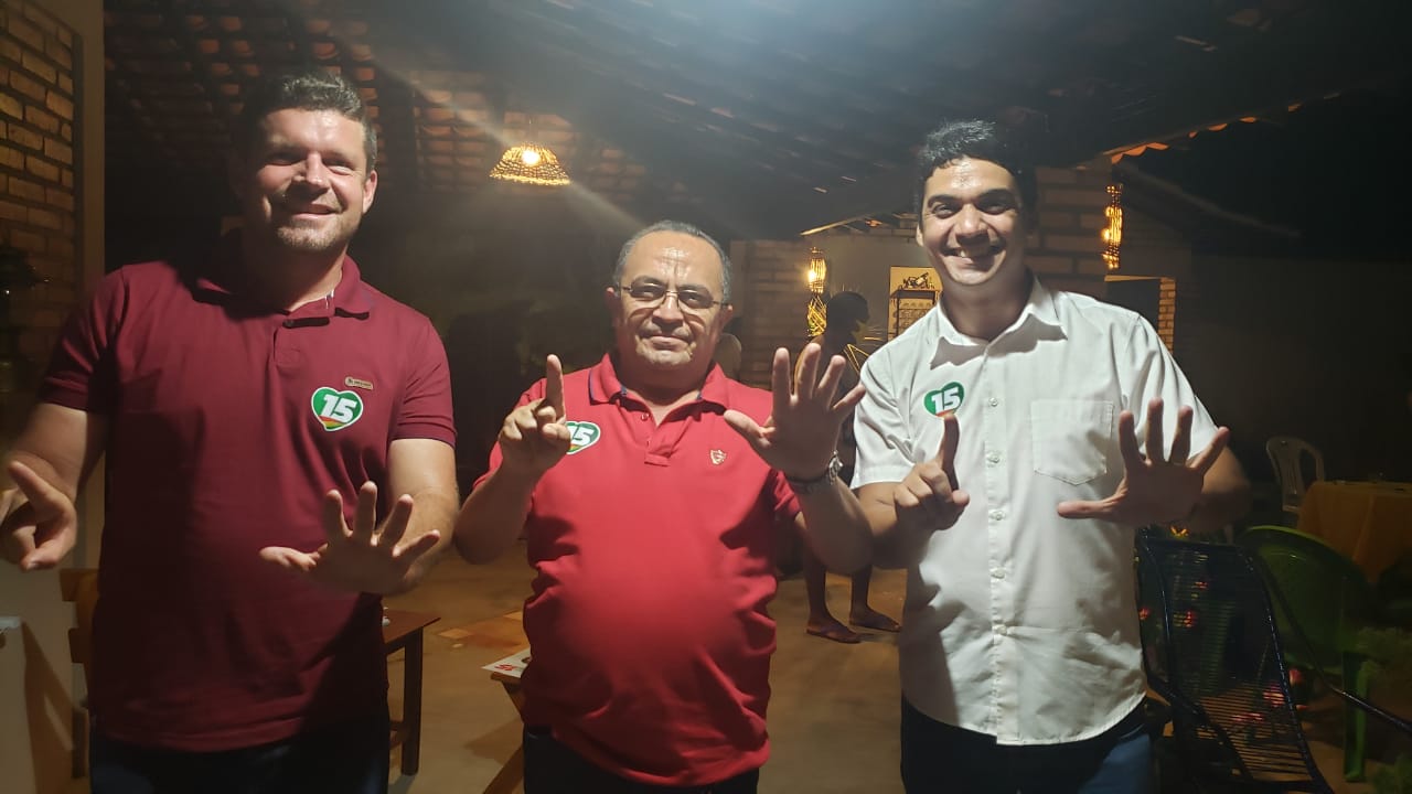 Candidato a vice-prefeito Irmão Jordão, prefeito França e candidato a prefeito Bruno Neto