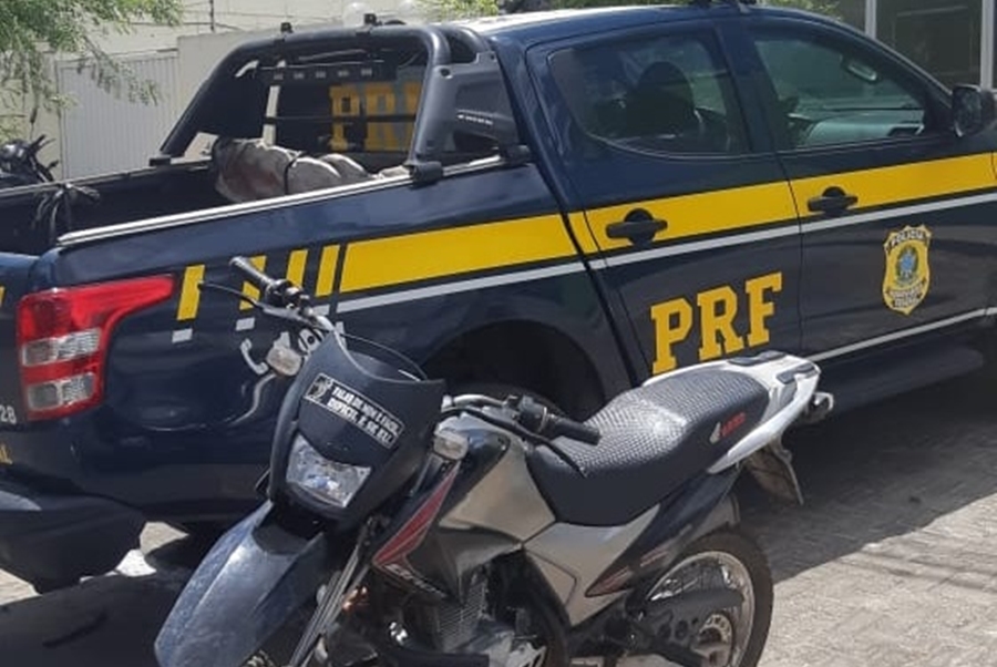 Moto apreendida pela PRF em Campo Maior
