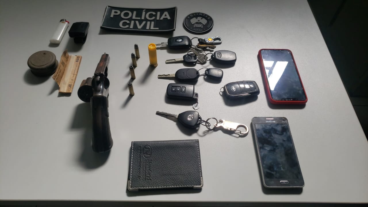 Demais objetos encontrados no Corolla