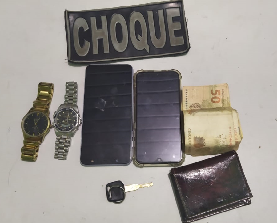 Materiais apreendidos durante a abordagem
