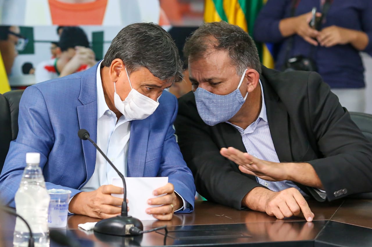 Wellington Dias e coronel Carlos Augusto 