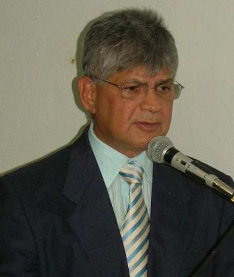 Prefeito de Itainópolis Raimundo Maia 