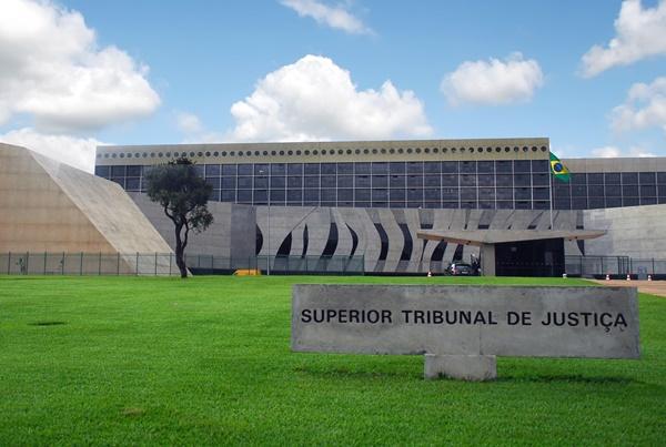 STJ decide que o assistente de acusação pode recorrer cont